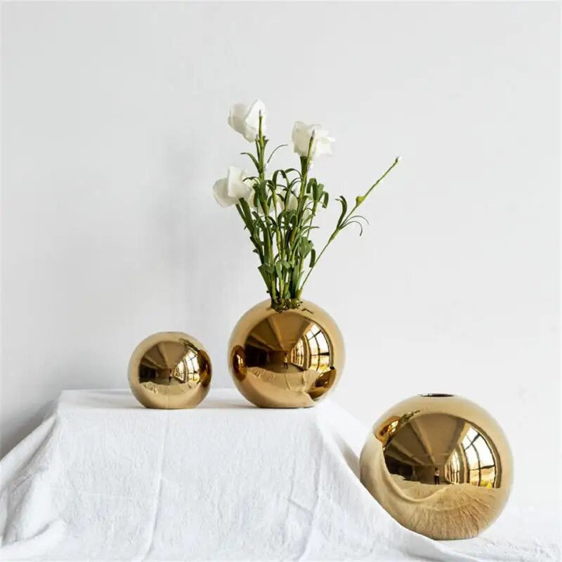Luxury Glass Globe Vase