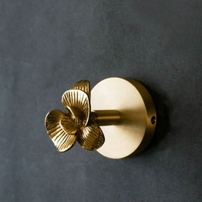Luxury Animal Wall Hook Rack with Gold Details