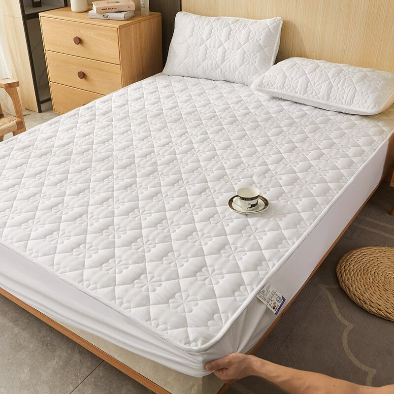 Soft Mattress Protector and Pillowcase Set - Yeezlab