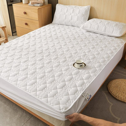 Soft Mattress Protector and Pillowcase Set - Yeezlab