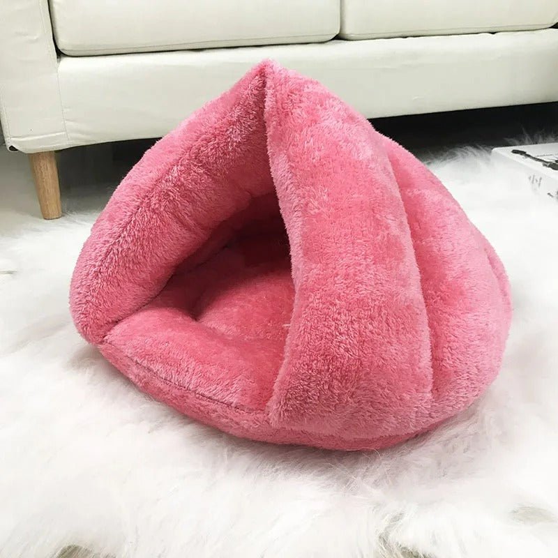 Cozy heated cave pet bed for cats and small dogs