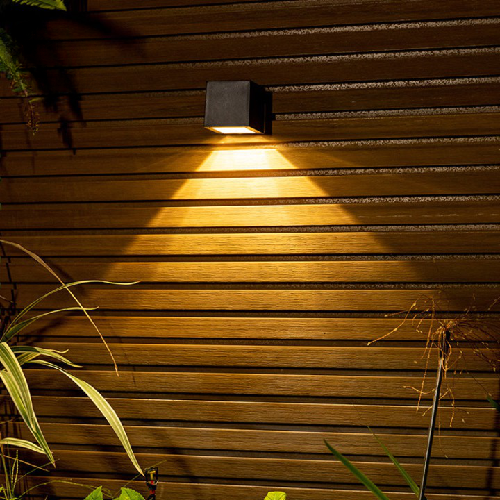 Outdoor Solar Powered LED Cube Wall Lights