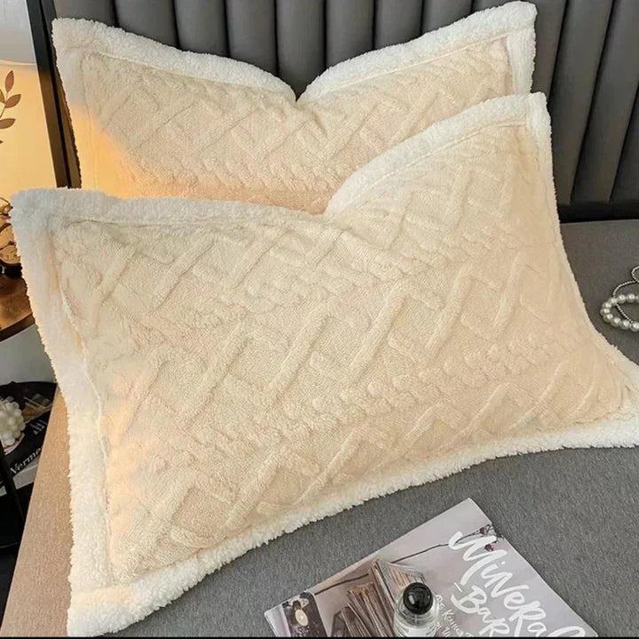 Soft Plush Duvet for Winter Warmth