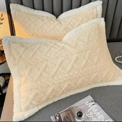 Soft Plush Duvet for Winter Warmth