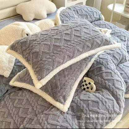 Soft Plush Duvet for Winter Warmth