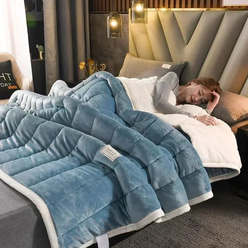 Plush Fleece Blanket Soft Warm Throw for Cold Weather