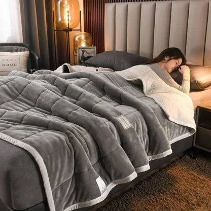Plush Fleece Blanket Soft Warm Throw for Cold Weather