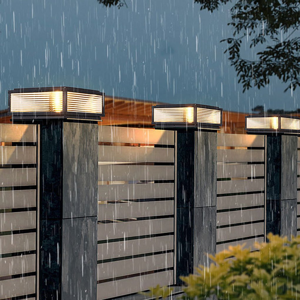 Stylish Outdoor Post Light with Clear Glass Shade