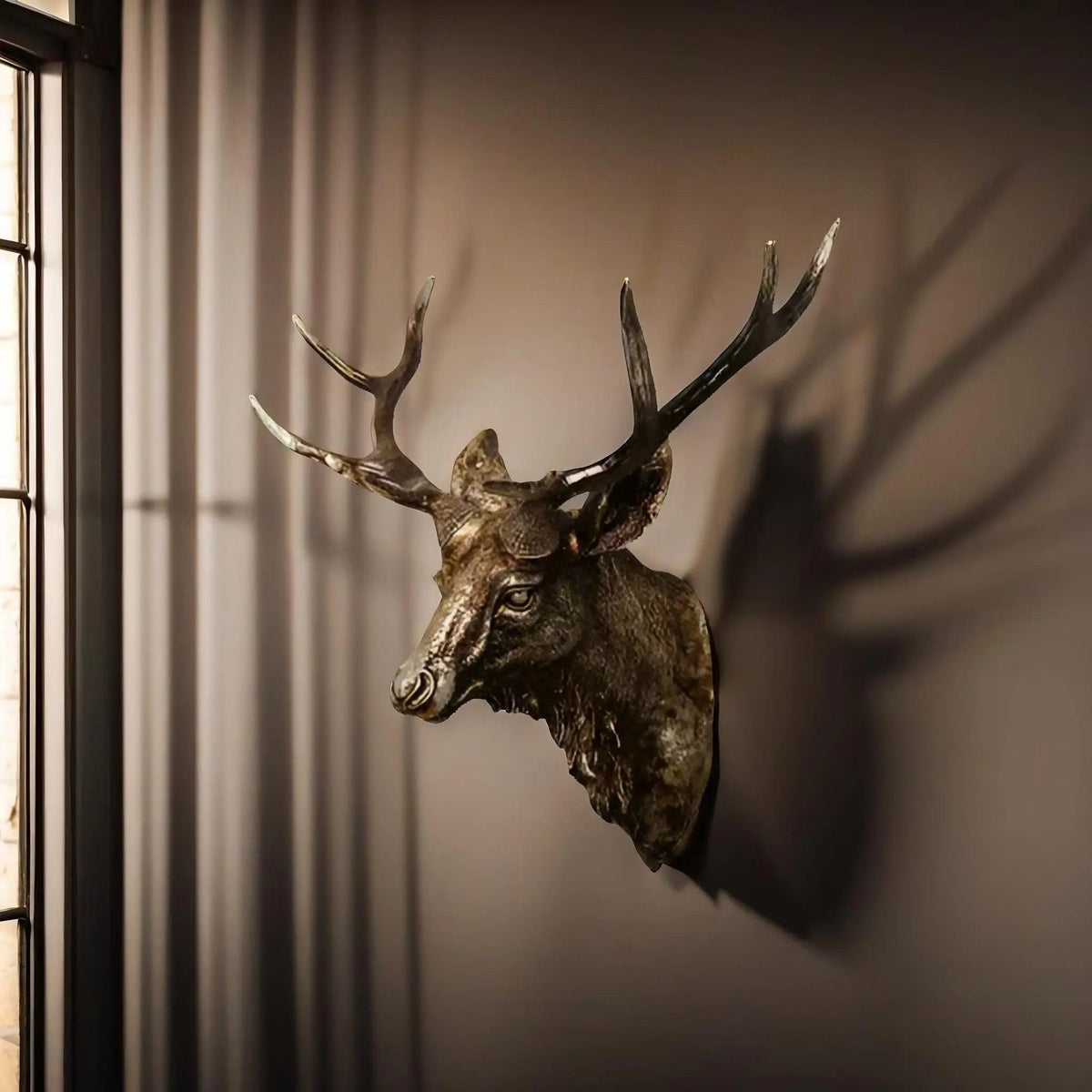 Rustic Deer Antler Wall Decoration for Home