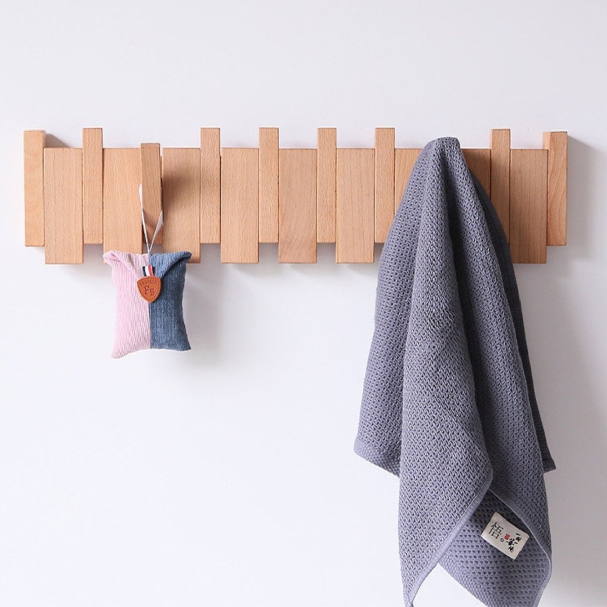 Luxury Wooden Coat Rack – Modern Entryway Storage Solution