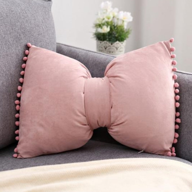 Stylish Arc-Shaped Throw Pillow Decor