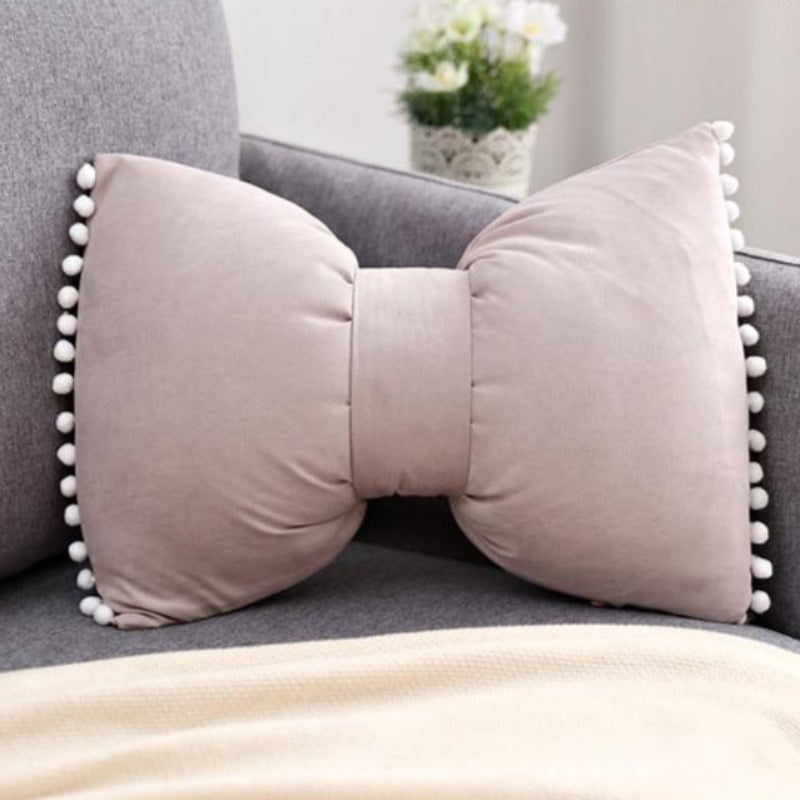 Stylish Arc-Shaped Throw Pillow Decor