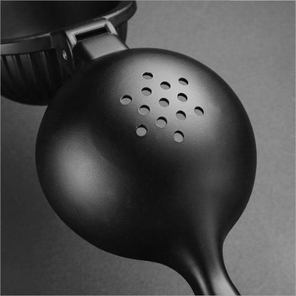 Simple Manual Lemon Juicer