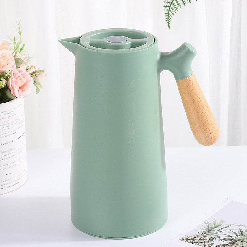 Sleek Black Insulated Tea Infuser Bottle