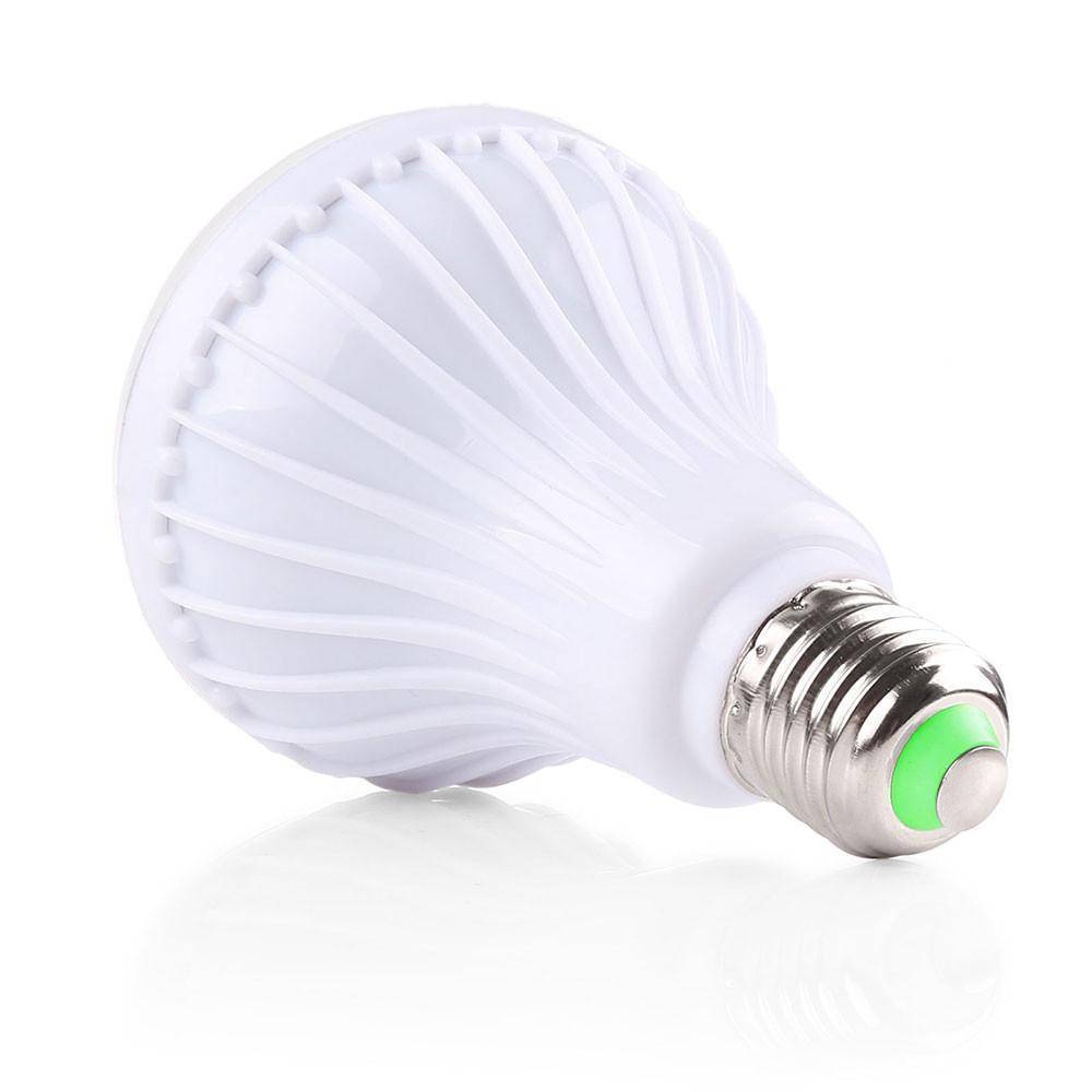 Wireless LED Bluetooth Speaker Light Bulb - Color Changing