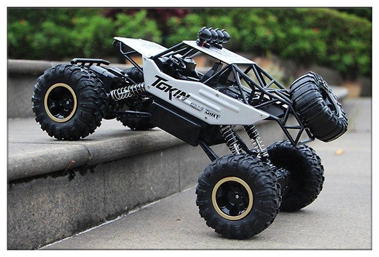Best Selling 4X4 RC Offroad Truck with Dual Motors