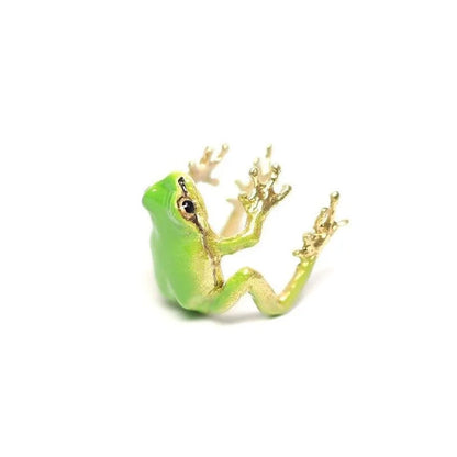 Trendy Tree Frog Stud Earrings