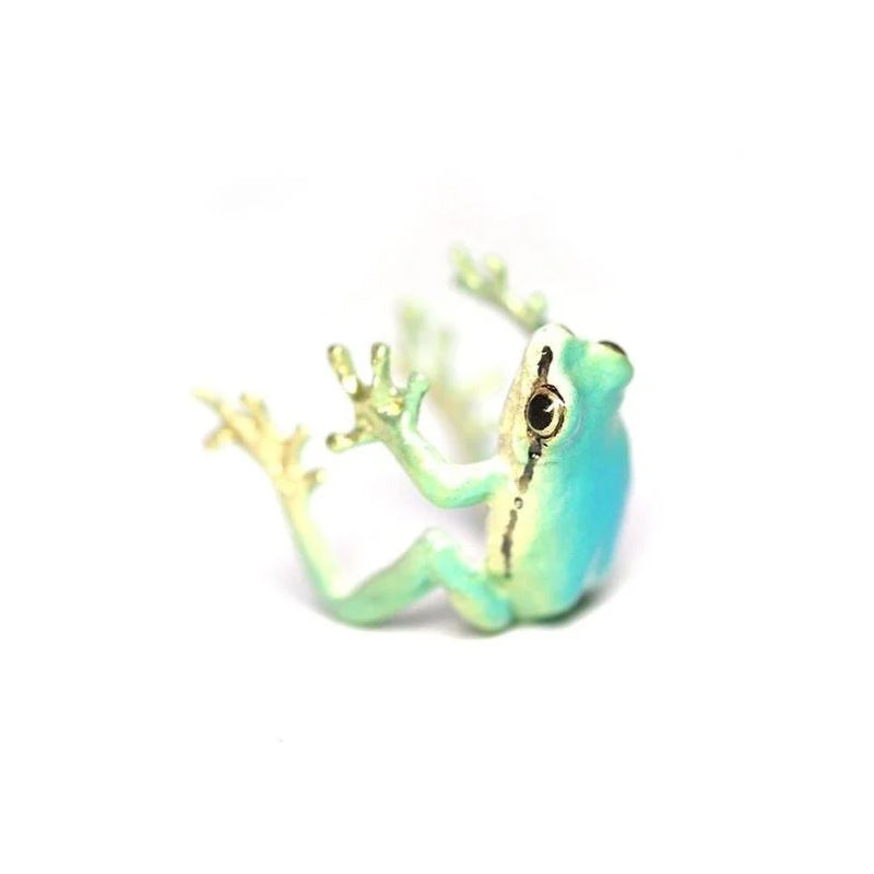 Trendy Tree Frog Stud Earrings
