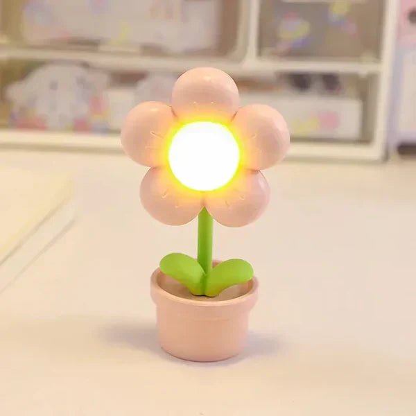 Compact Floral Calming Desk Lamp - Yeezlab