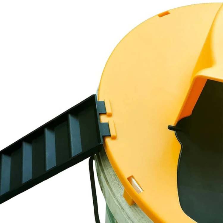 Automatic Humane Mouse Trap for Home