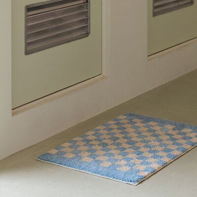 Plush Checkered Bath Mat