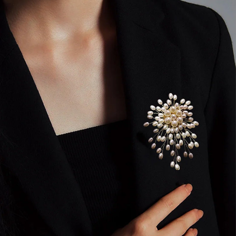 Luxury Women's Handmade Pearl Pin Brooch