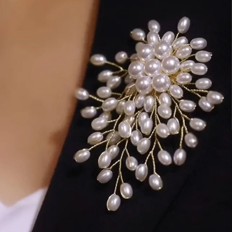Luxury Women's Handmade Pearl Pin Brooch