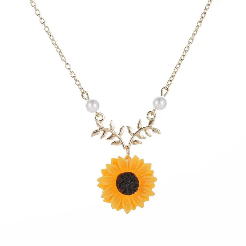 Bright Floral Delicate Chain Necklace - Yeezlab